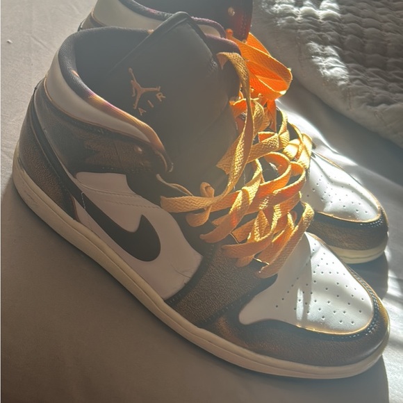 Men size 10 - Picture 3 of 4